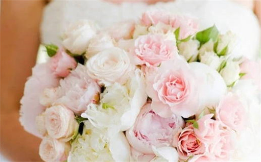 属鼠的孩子怎么管理的(属鼠的孩子怎么教育)