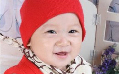 王姓2026年02月11日出生的女孩子取什么名字好？八字五行取名分析